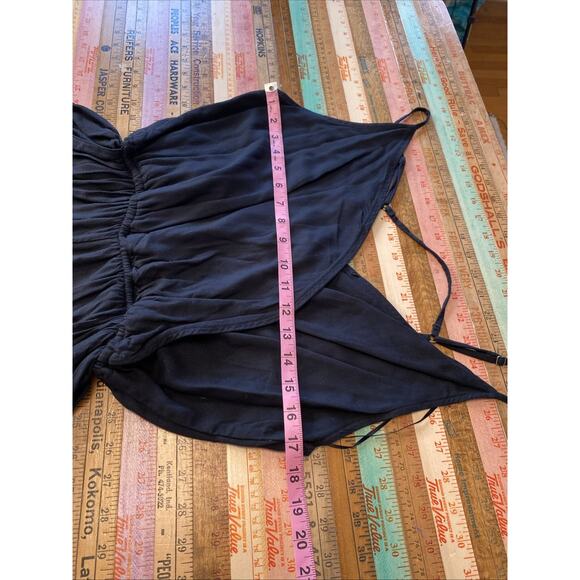 Hollister L Black Wide Leg Cropped Jumpsuit Strappy Tank Viscose Romper 1 Pc - Picture 6 of 9